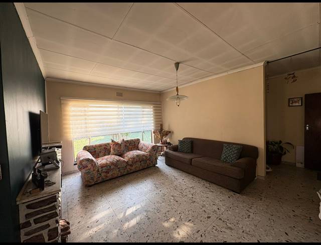 3 BEDROOM HOUSE FOR SALE IN ARCON PARK